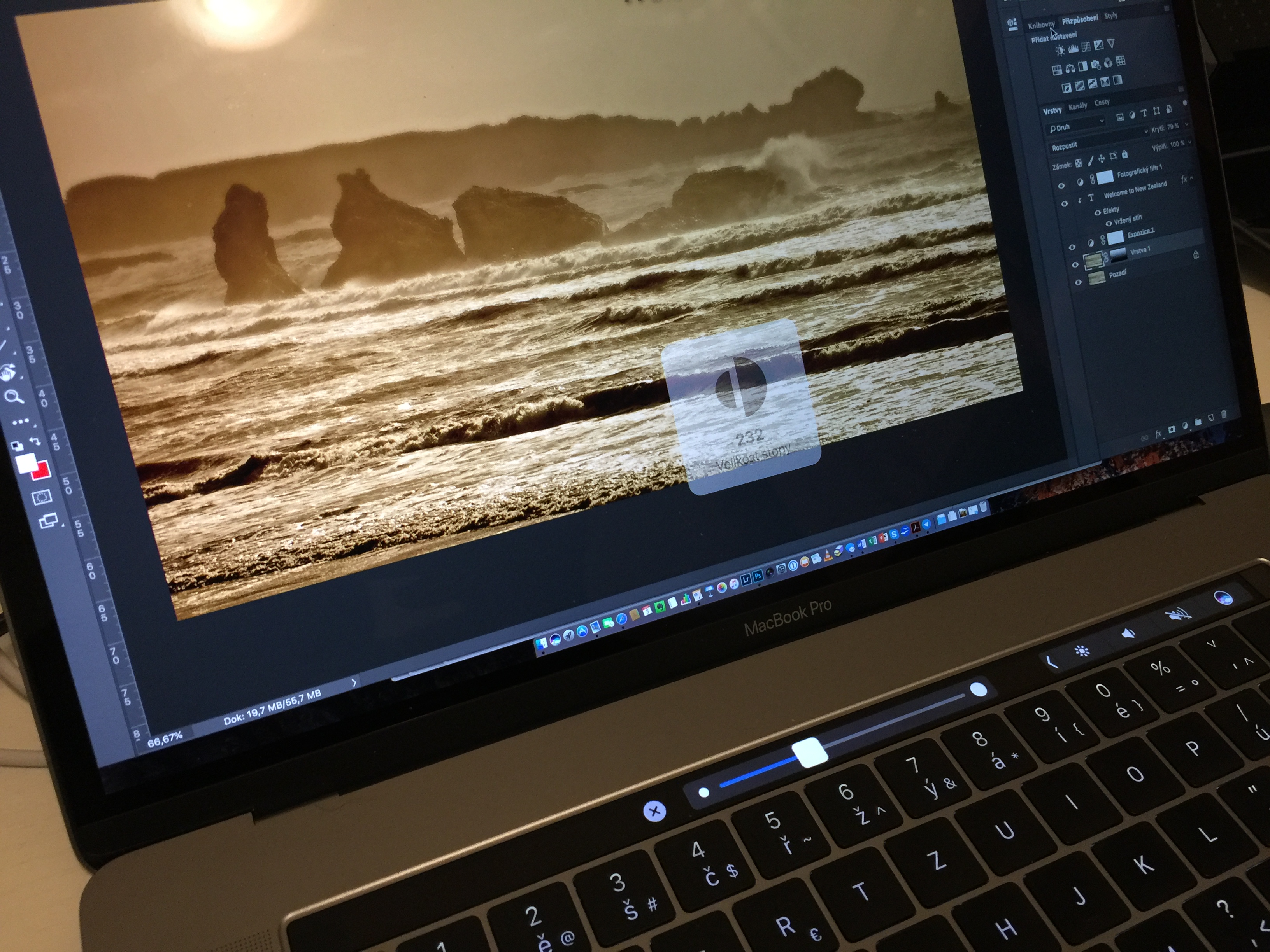 Touch bar v Adobe Photoshopu
