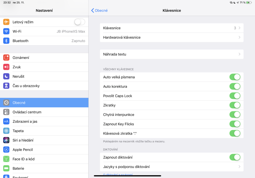 Náhrada textu v iOS 12